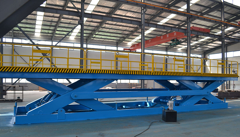 双跨剪叉式升降机